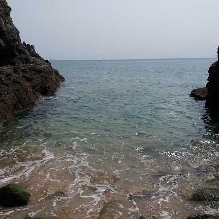 Estudio T0 Sobre A Praia Sesimbra Luaran gambar